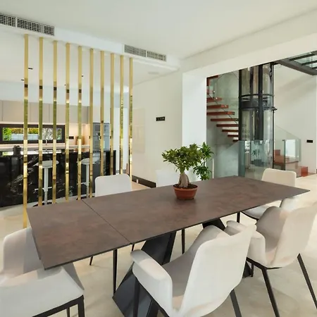 וילה In Residential Area מארבלה